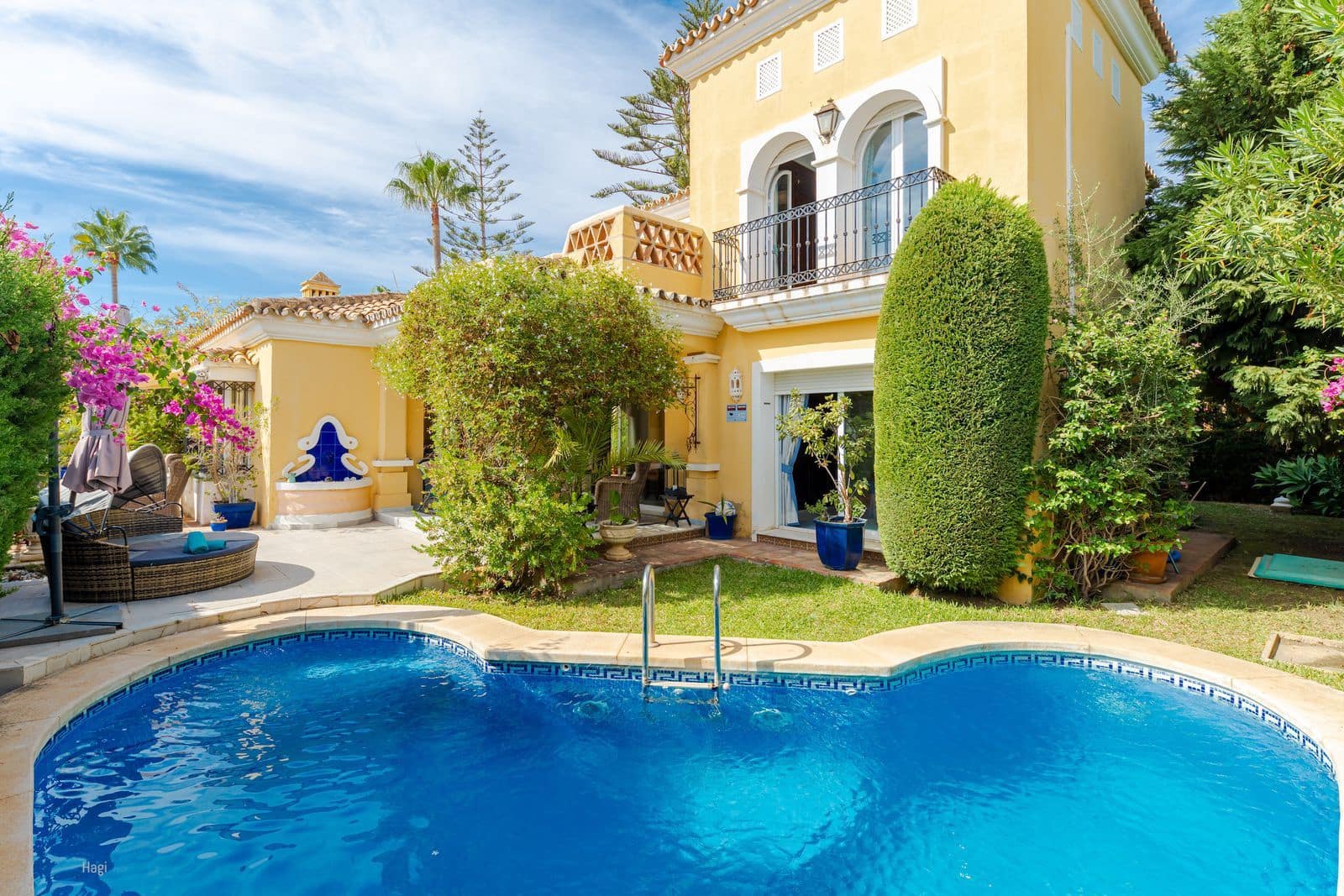 3 soveværelse Villa til salg i Bahia de Marbella med swimmingpool - € 1.900.000 (Ref: 7852590)