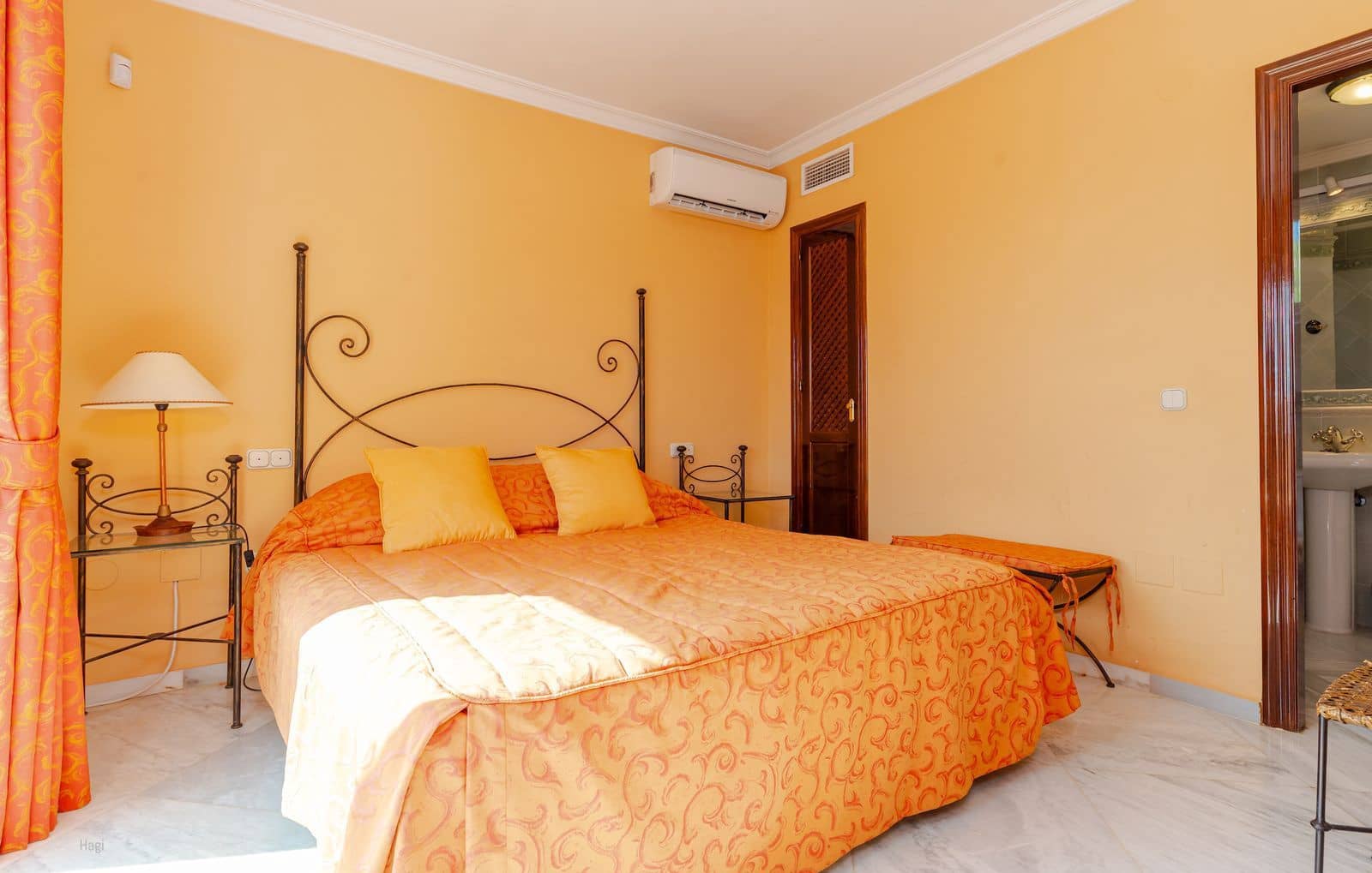 3 soveværelse Villa til salg i Bahia de Marbella med swimmingpool - € 1.900.000 (Ref: 7852590)