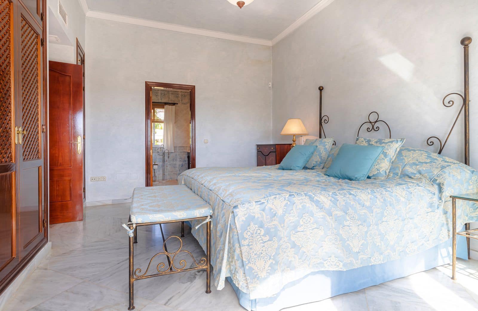 3 soveværelse Villa til salg i Bahia de Marbella med swimmingpool - € 1.900.000 (Ref: 7852590)