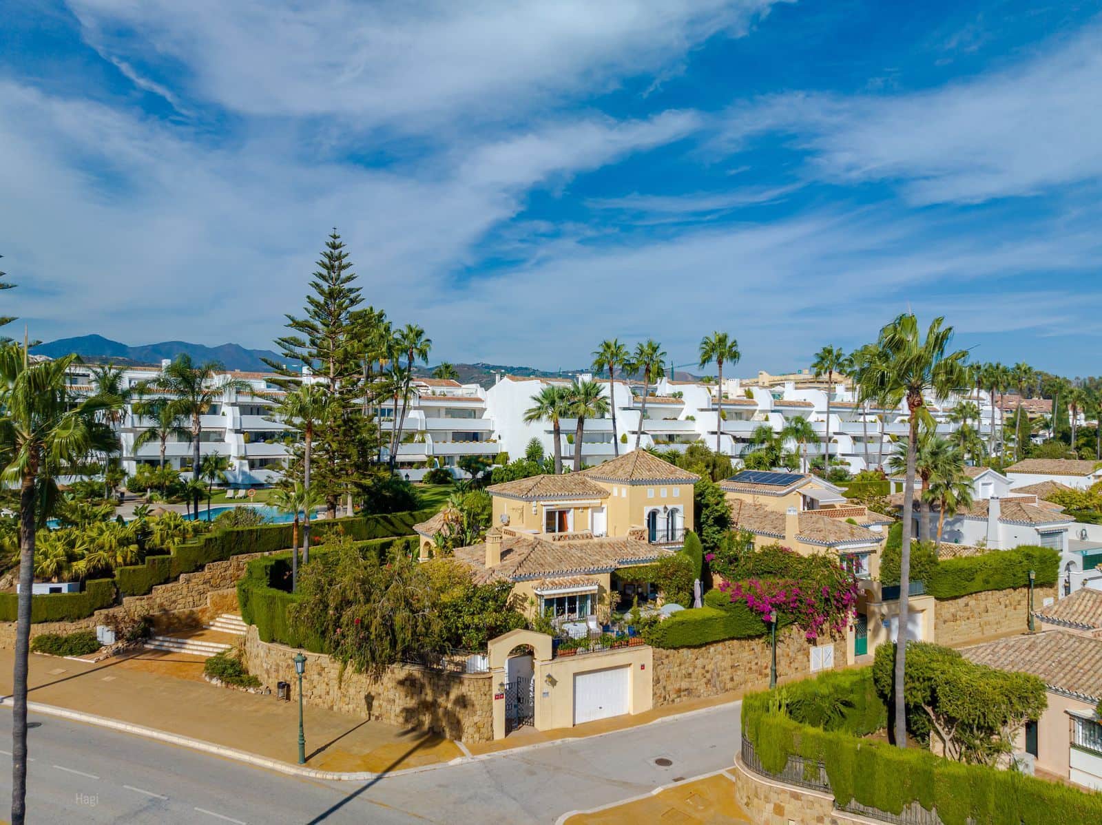 3 soveværelse Villa til salg i Bahia de Marbella med swimmingpool - € 1.900.000 (Ref: 7852590)