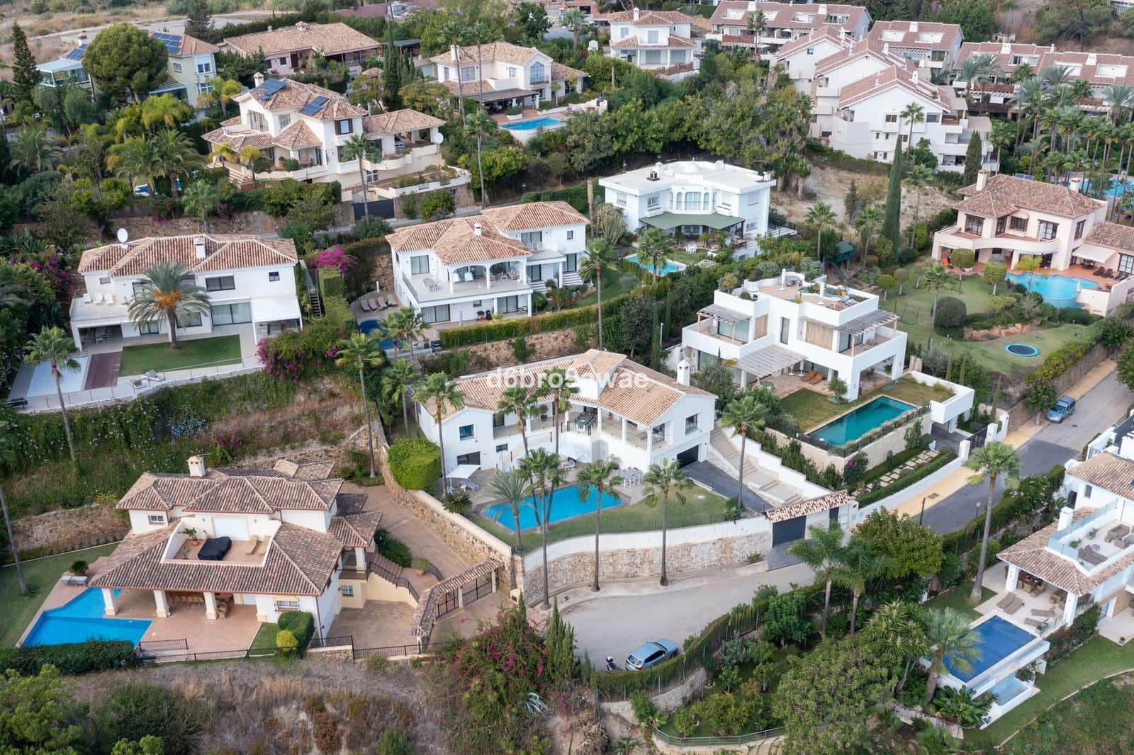 4 soveværelse Villa til salg i Marbella med swimmingpool garage - € 1.775.000 (Ref: 7862847)