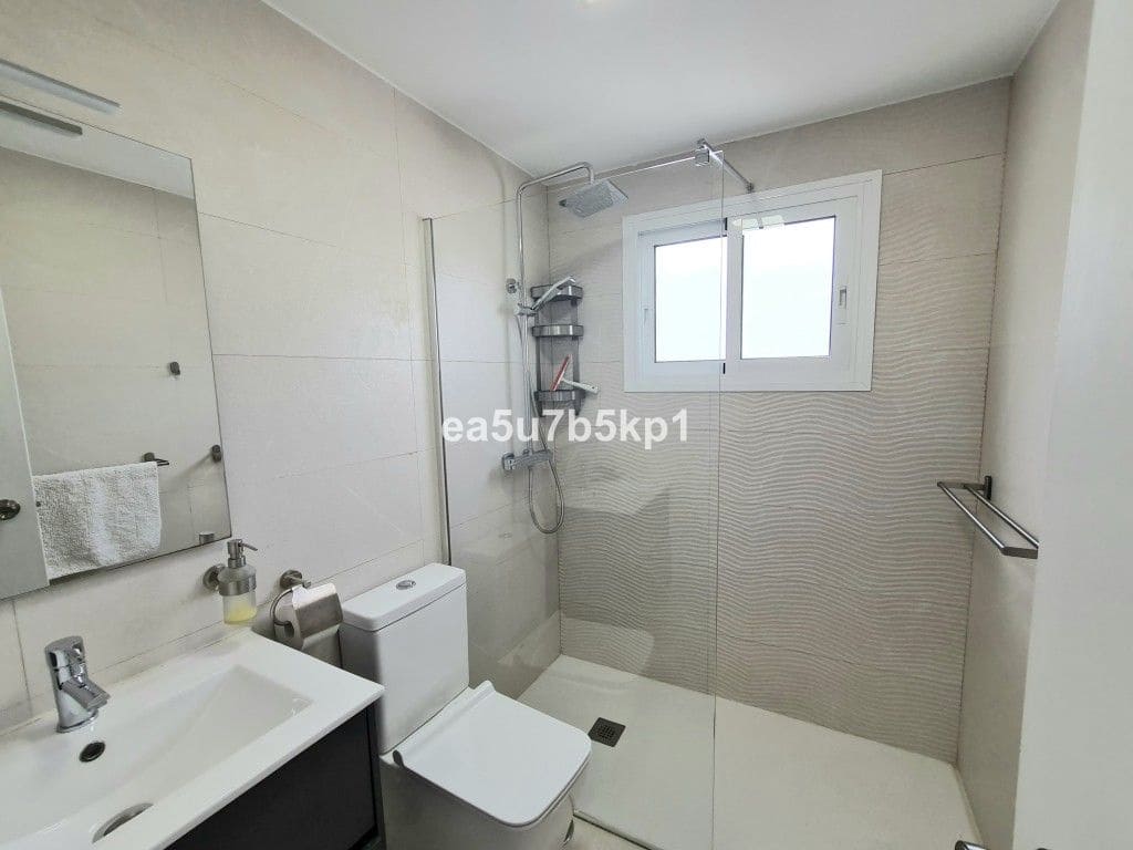 3 soveværelse Lejlighed til salg i Puerto Banus med swimmingpool - € 415.000 (Ref: 7862858)