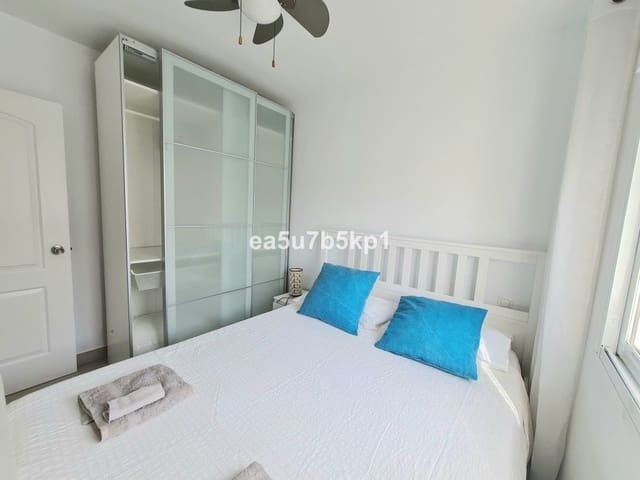 3 soveværelse Lejlighed til salg i Puerto Banus, Marbella med swimmingpool - € 415.000 (Ref: 7862858)