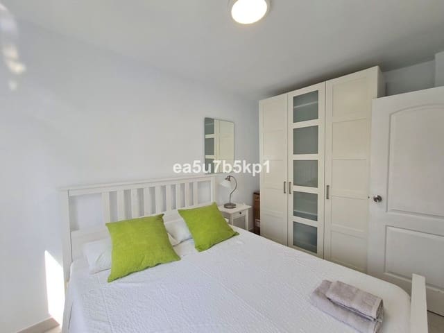 3 soveværelse Lejlighed til salg i Puerto Banus, Marbella med swimmingpool - € 415.000 (Ref: 7862858)