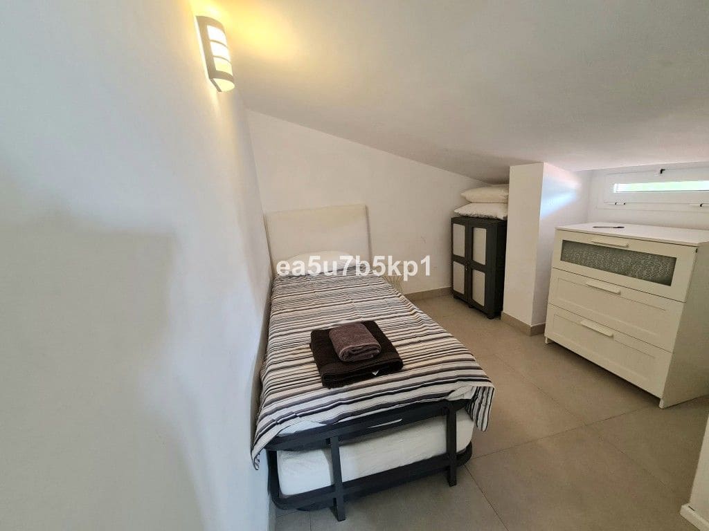 3 soveværelse Lejlighed til salg i Puerto Banus med swimmingpool - € 415.000 (Ref: 7862858)