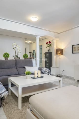 3 soveværelse Lejlighed til salg i Nueva Andalucia, Marbella med swimmingpool garage - € 395.000 (Ref: 7869058)