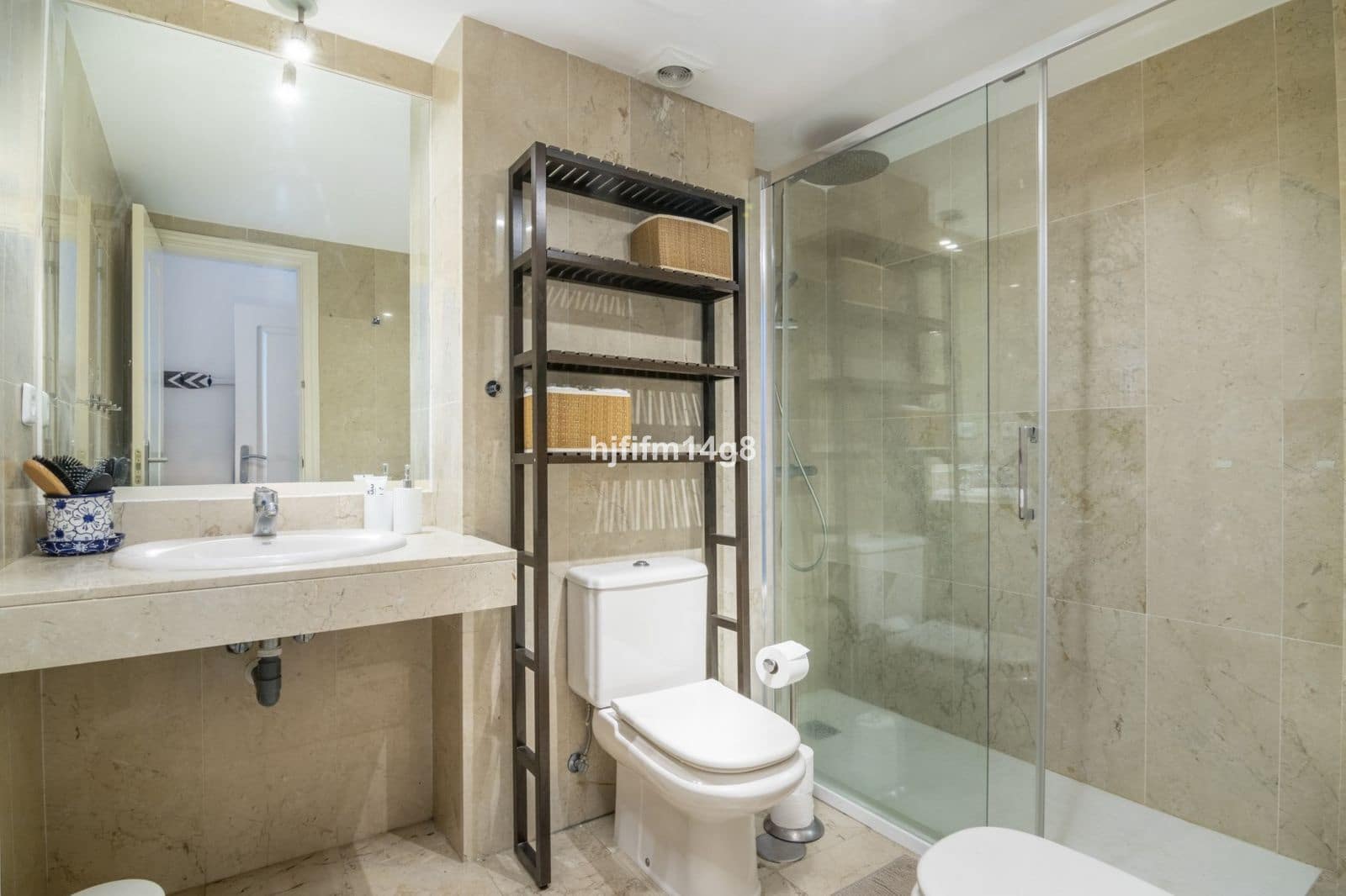 3 soveværelse Lejlighed til salg i Nueva Andalucia med swimmingpool garage - € 395.000 (Ref: 7869058)