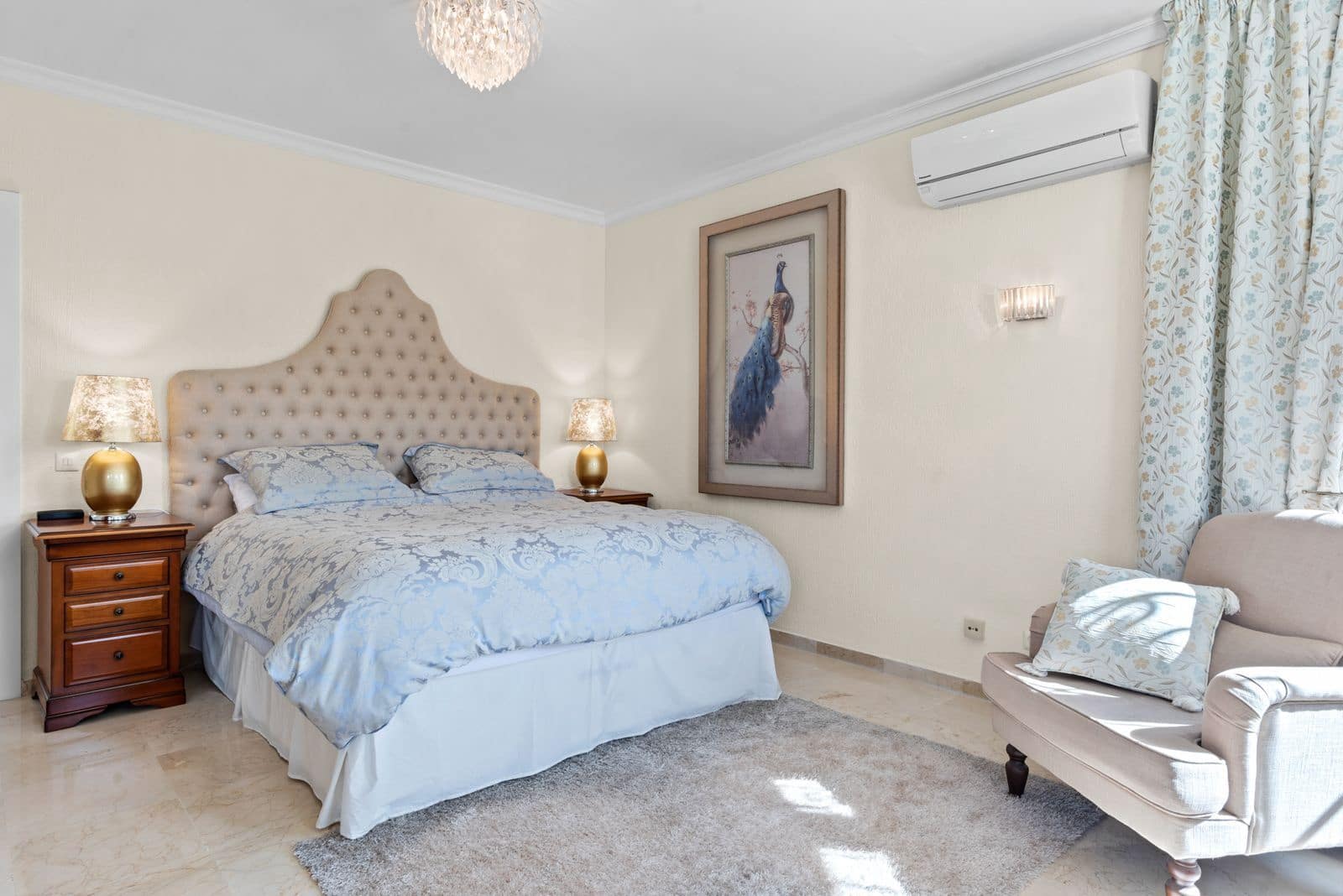 4 soverom Villa til salgs i El Paraiso med svømmebasseng garasje - € 1 695 000 (Ref: 7870908)