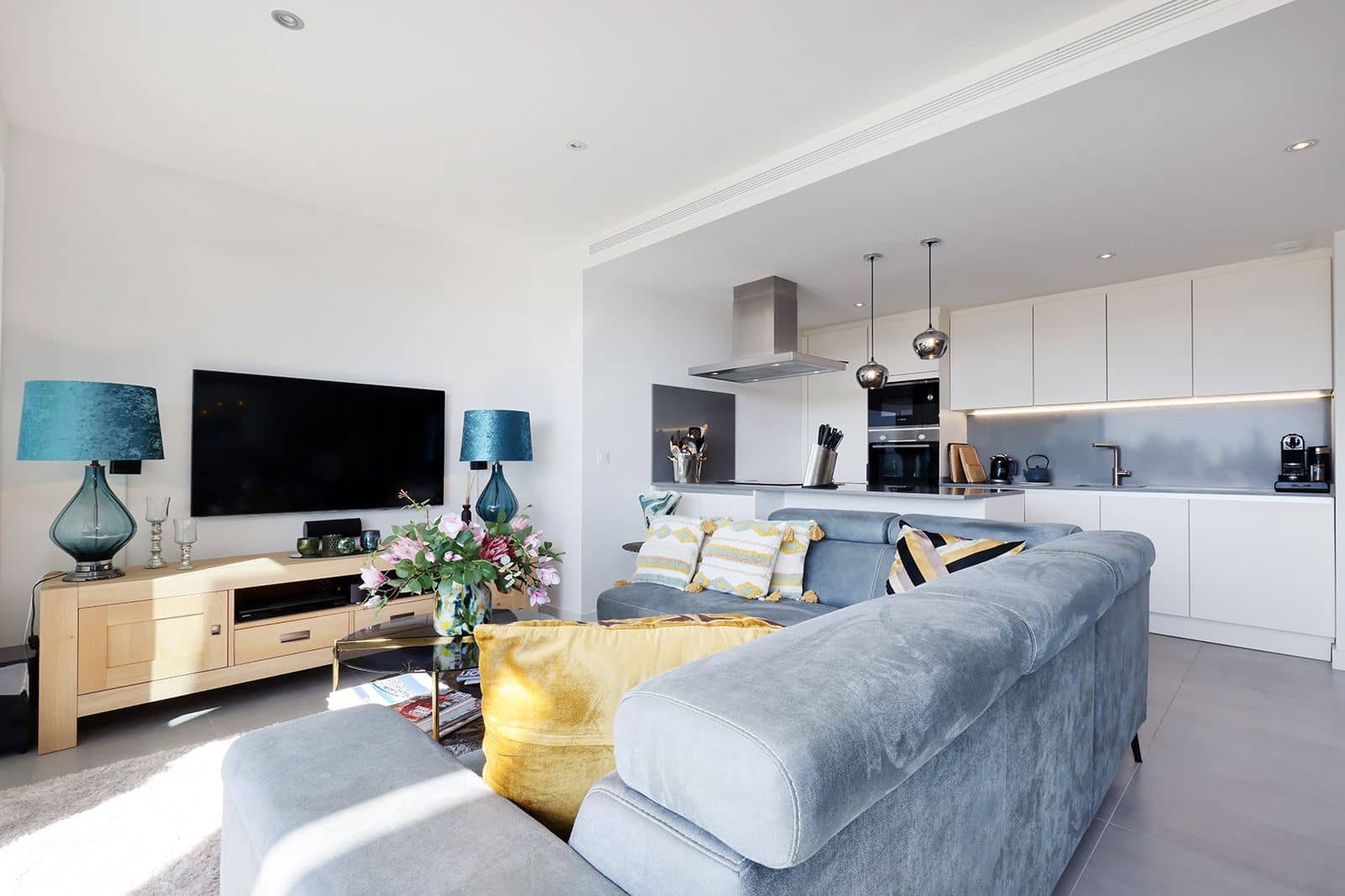 3 soverom Leilighet til salgs i New Golden Mile med svømmebasseng garasje - € 475 000 (Ref: 7870910)