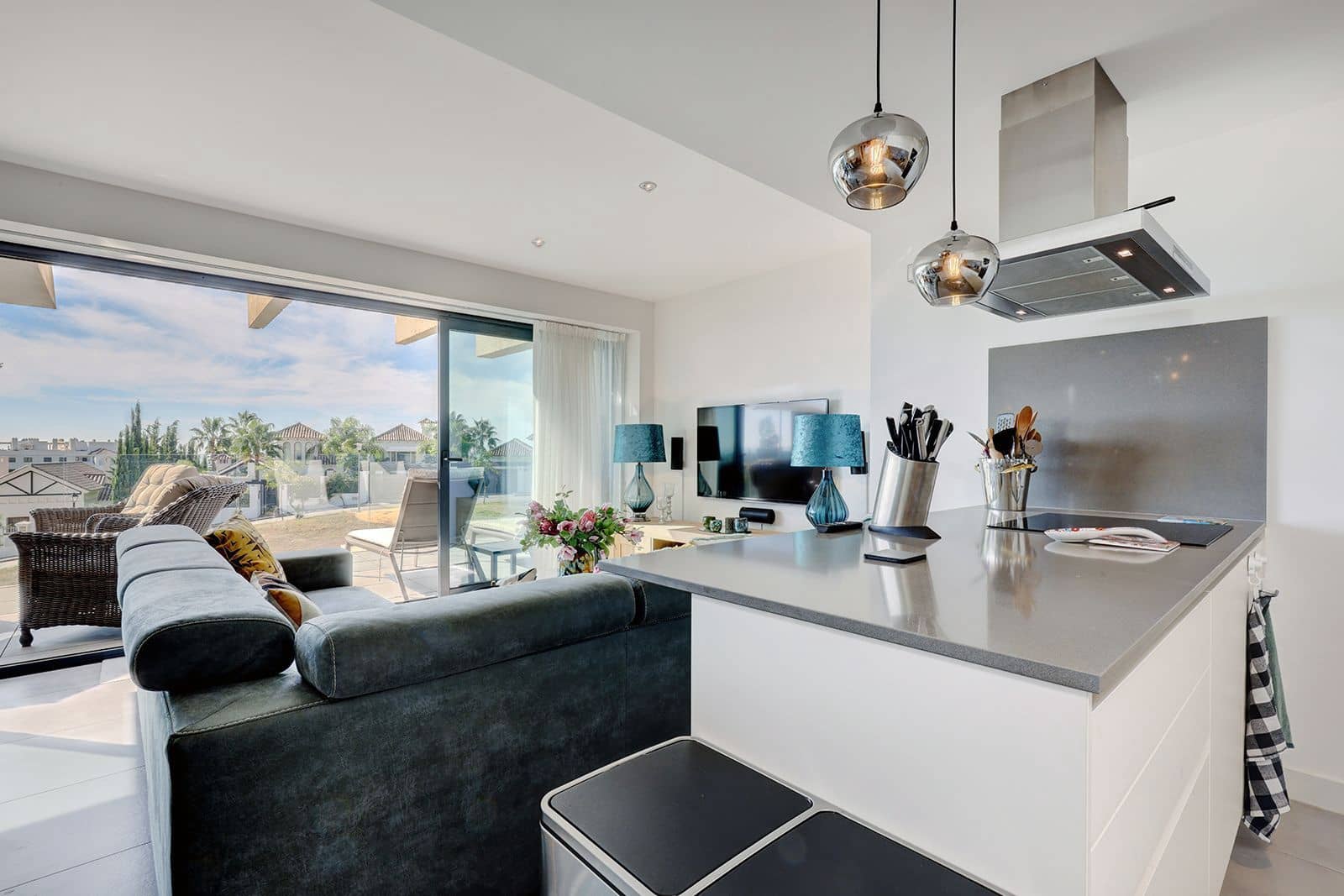 3 soverom Leilighet til salgs i New Golden Mile med svømmebasseng garasje - € 475 000 (Ref: 7870910)