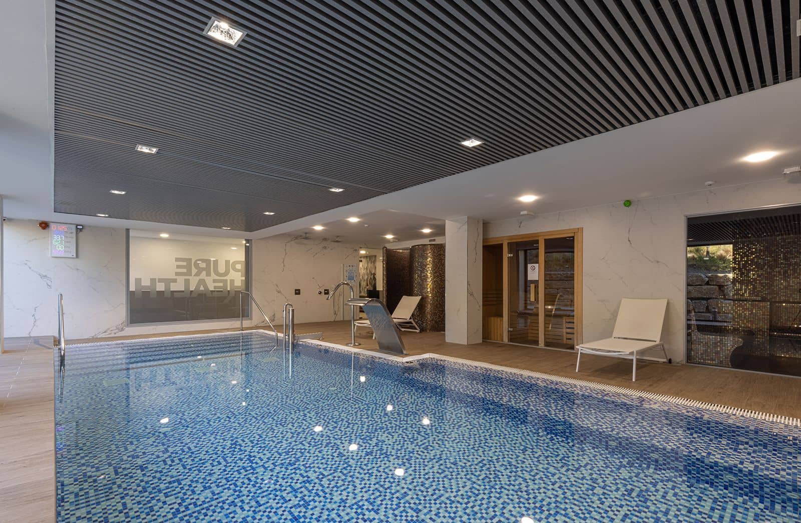 3 soverom Leilighet til salgs i New Golden Mile med svømmebasseng garasje - € 475 000 (Ref: 7870910)