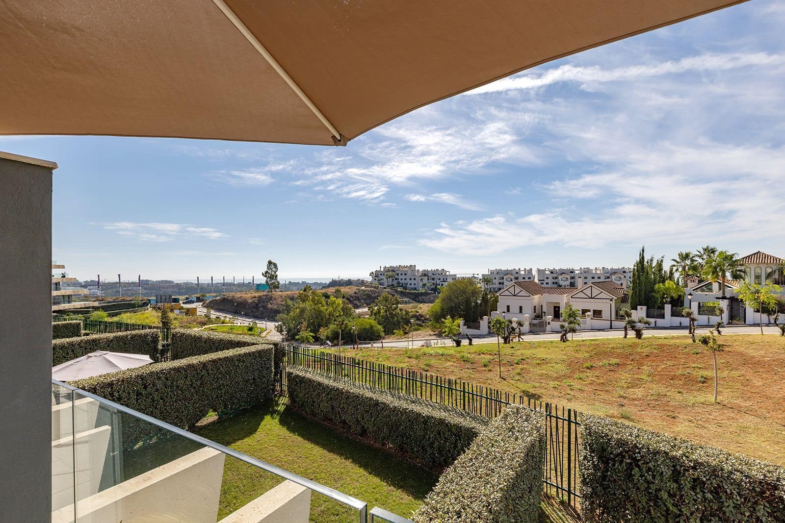 3 soverom Leilighet til salgs i New Golden Mile med svømmebasseng garasje - € 475 000 (Ref: 7870910)