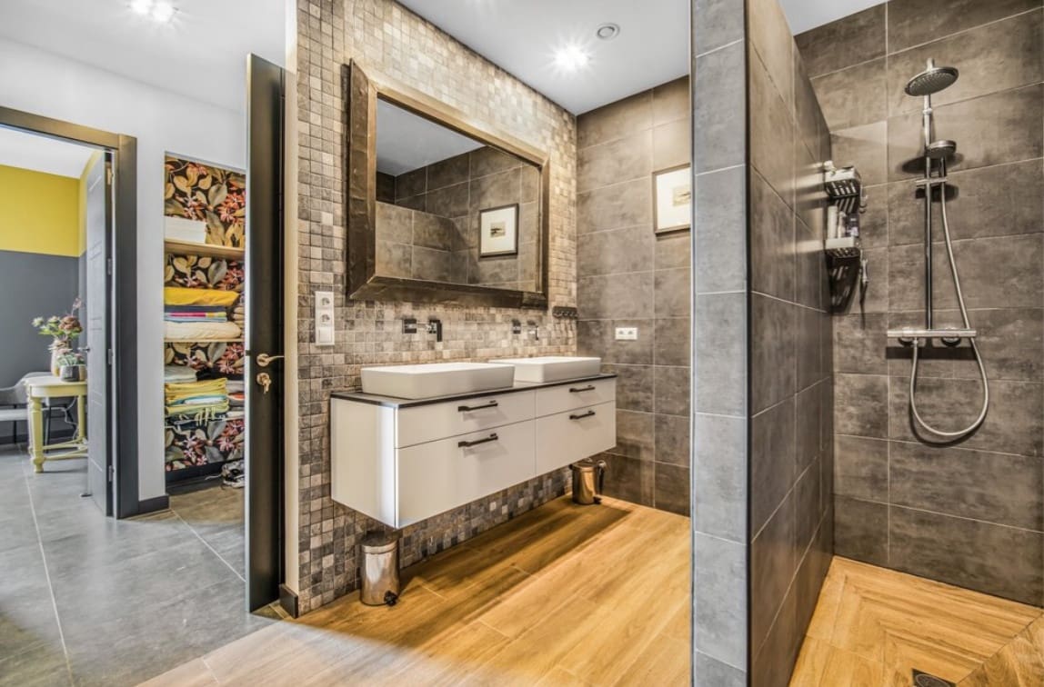 3 soveværelse Villa til salg i Marbella med swimmingpool garage - € 1.495.000 (Ref: 7891762)