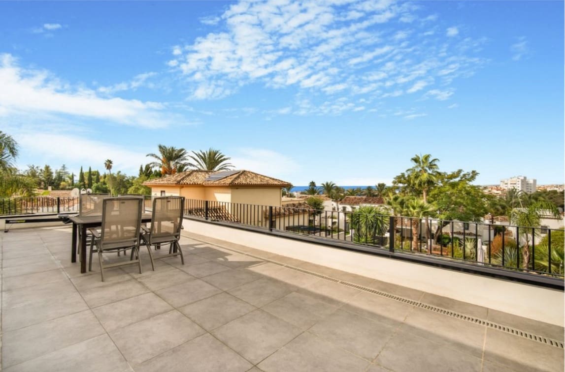 3 soveværelse Villa til salg i Marbella med swimmingpool garage - € 1.495.000 (Ref: 7891762)