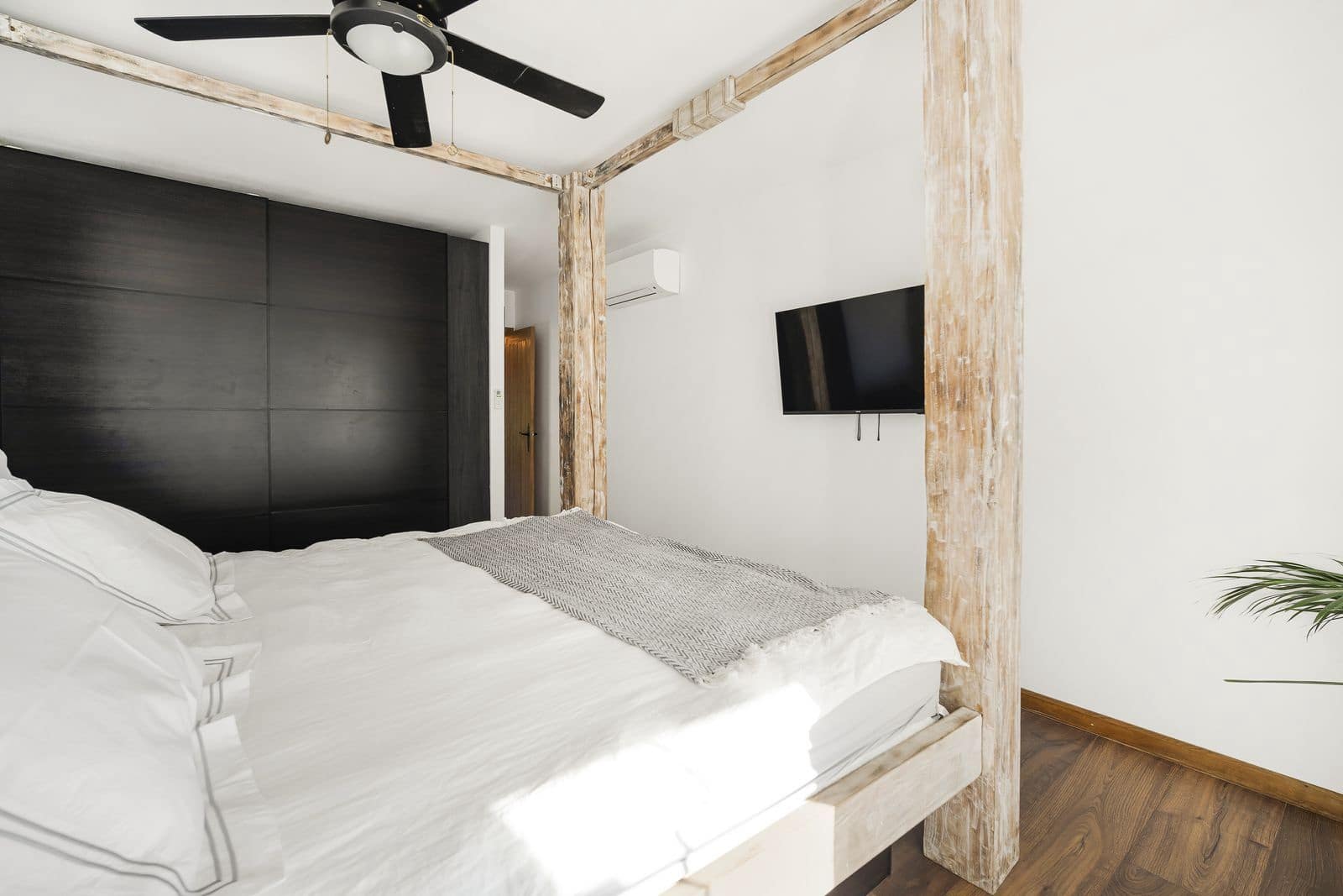 4 soveværelse Villa til salg i Elviria med swimmingpool garage - € 1.950.000 (Ref: 7962839)