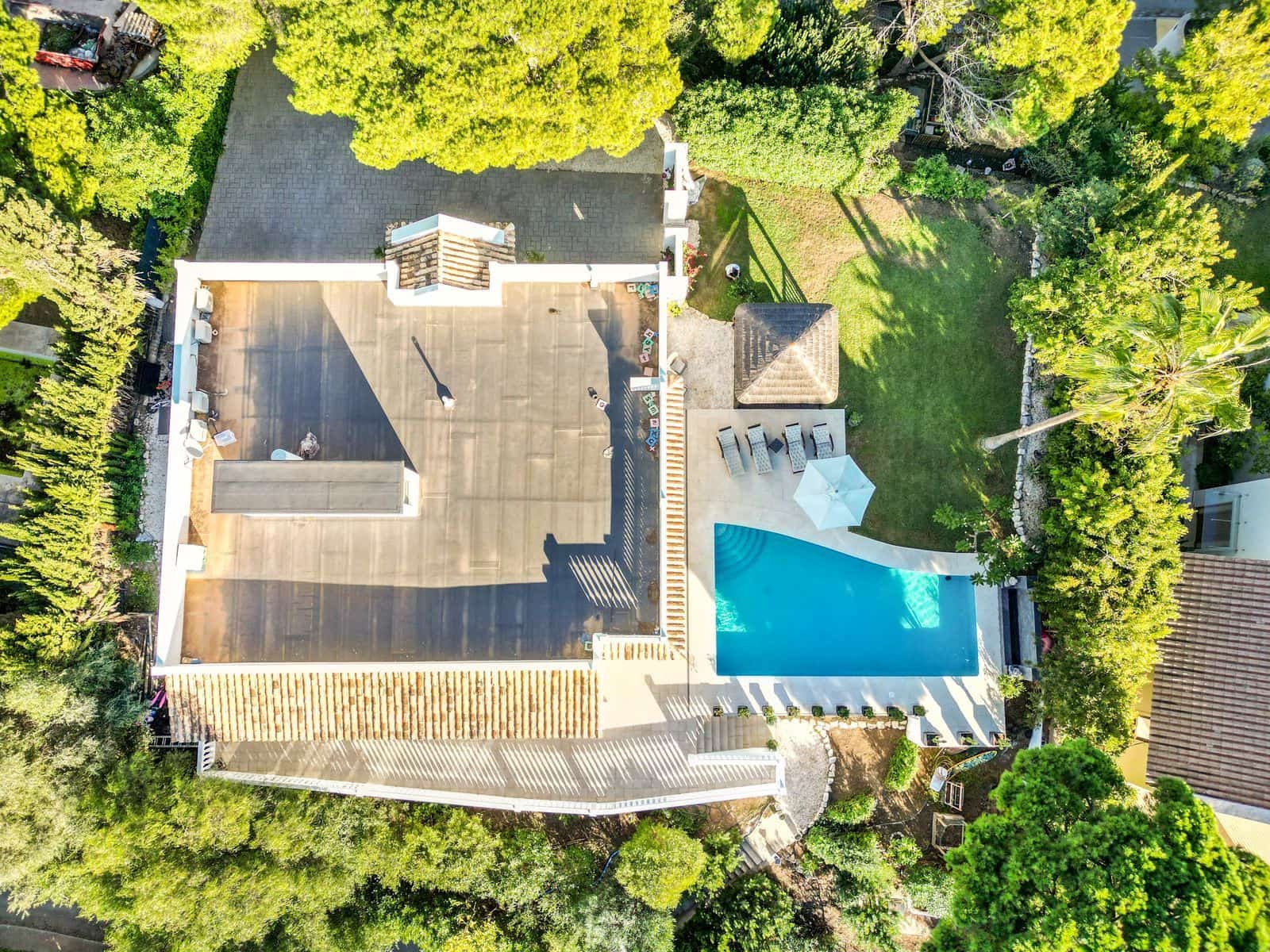 4 soveværelse Villa til salg i Elviria med swimmingpool garage - € 1.950.000 (Ref: 7962839)