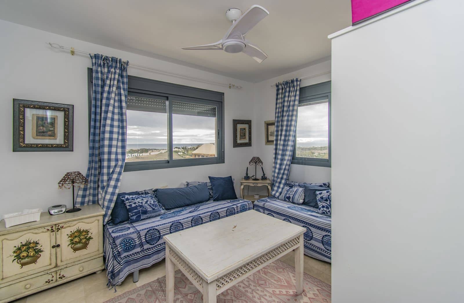 3 soveværelse Byhus til salg i Benahavis med swimmingpool garage - € 725.000 (Ref: 8012473)