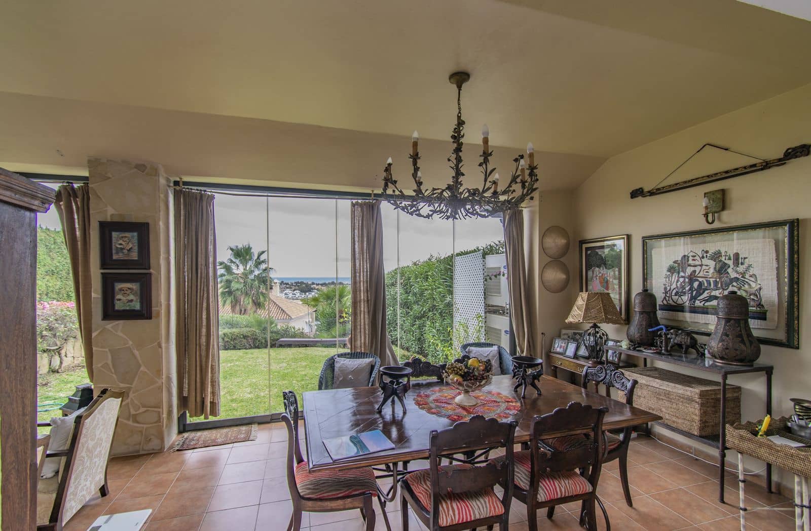 3 soveværelse Byhus til salg i Benahavis med swimmingpool garage - € 725.000 (Ref: 8012473)