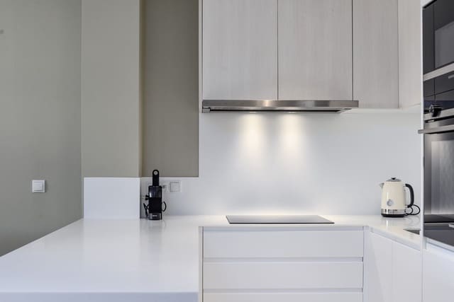 3 soverom Leilighet til salgs i New Golden Mile, Estepona med svømmebasseng garasje - € 585 000 (Ref: 8021419)