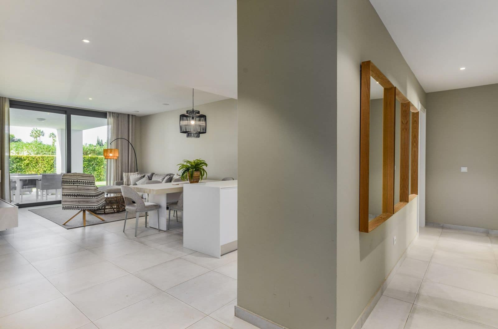 3 soverom Leilighet til salgs i New Golden Mile med svømmebasseng garasje - € 585 000 (Ref: 8021419)