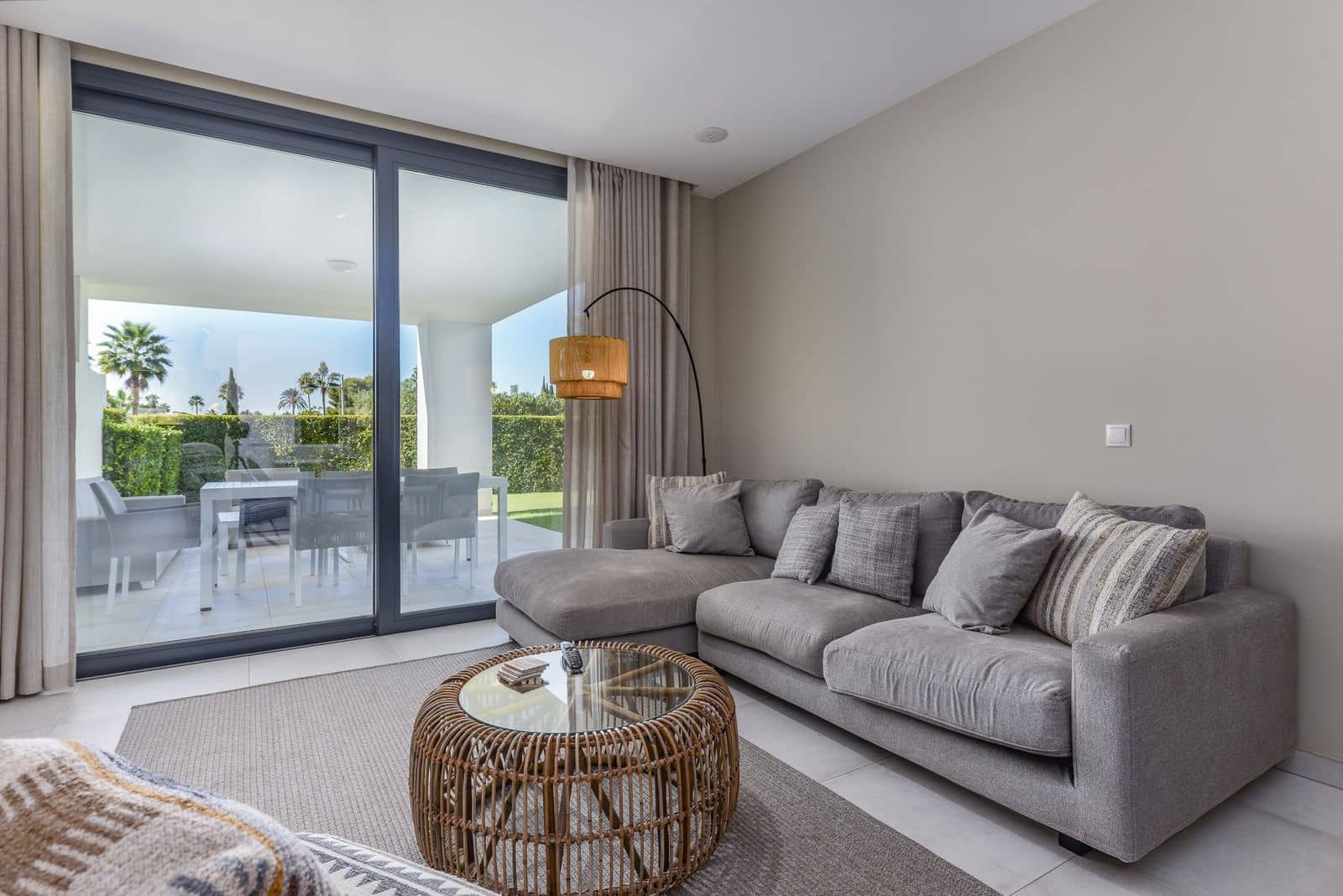 3 soverom Leilighet til salgs i New Golden Mile med svømmebasseng garasje - € 585 000 (Ref: 8021419)