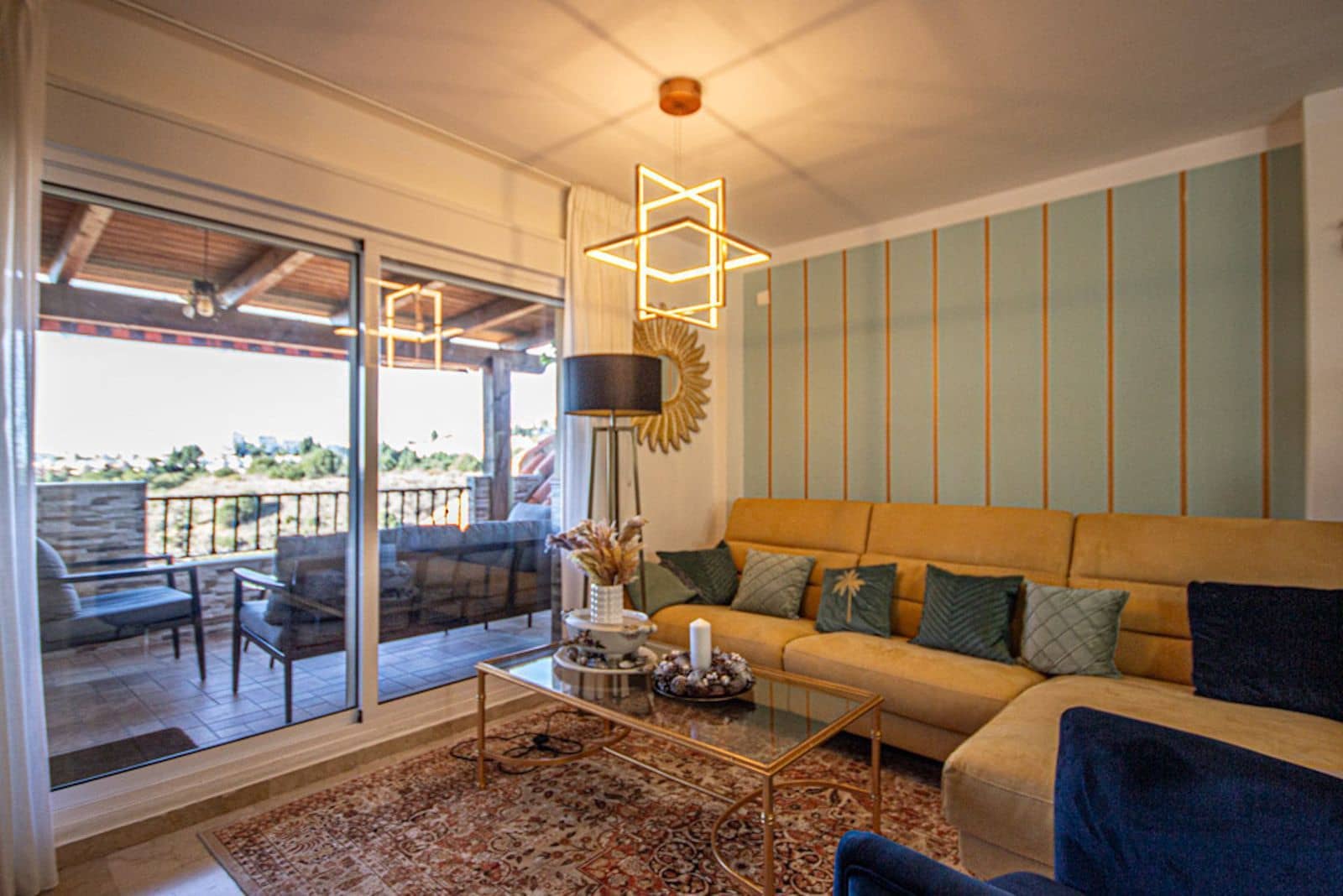 3 soveværelse Penthouse til salg i Riviera del Sol med swimmingpool garage - € 485.000 (Ref: 8037015)