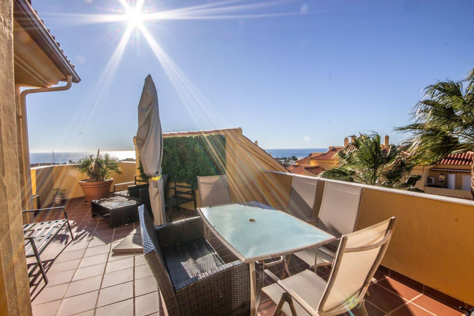 3 soveværelse Penthouse til salg i Riviera del Sol med swimmingpool garage - € 485.000 (Ref: 8037015)