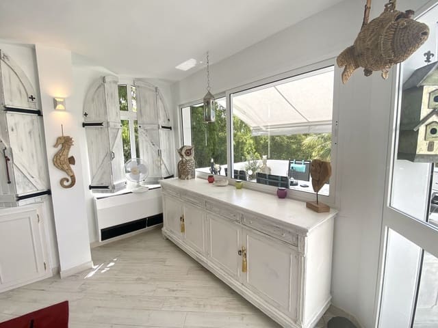 2 soveværelse Penthouse til salg i Calahonda, Mijas med swimmingpool garage - € 499.000 (Ref: 8045477)