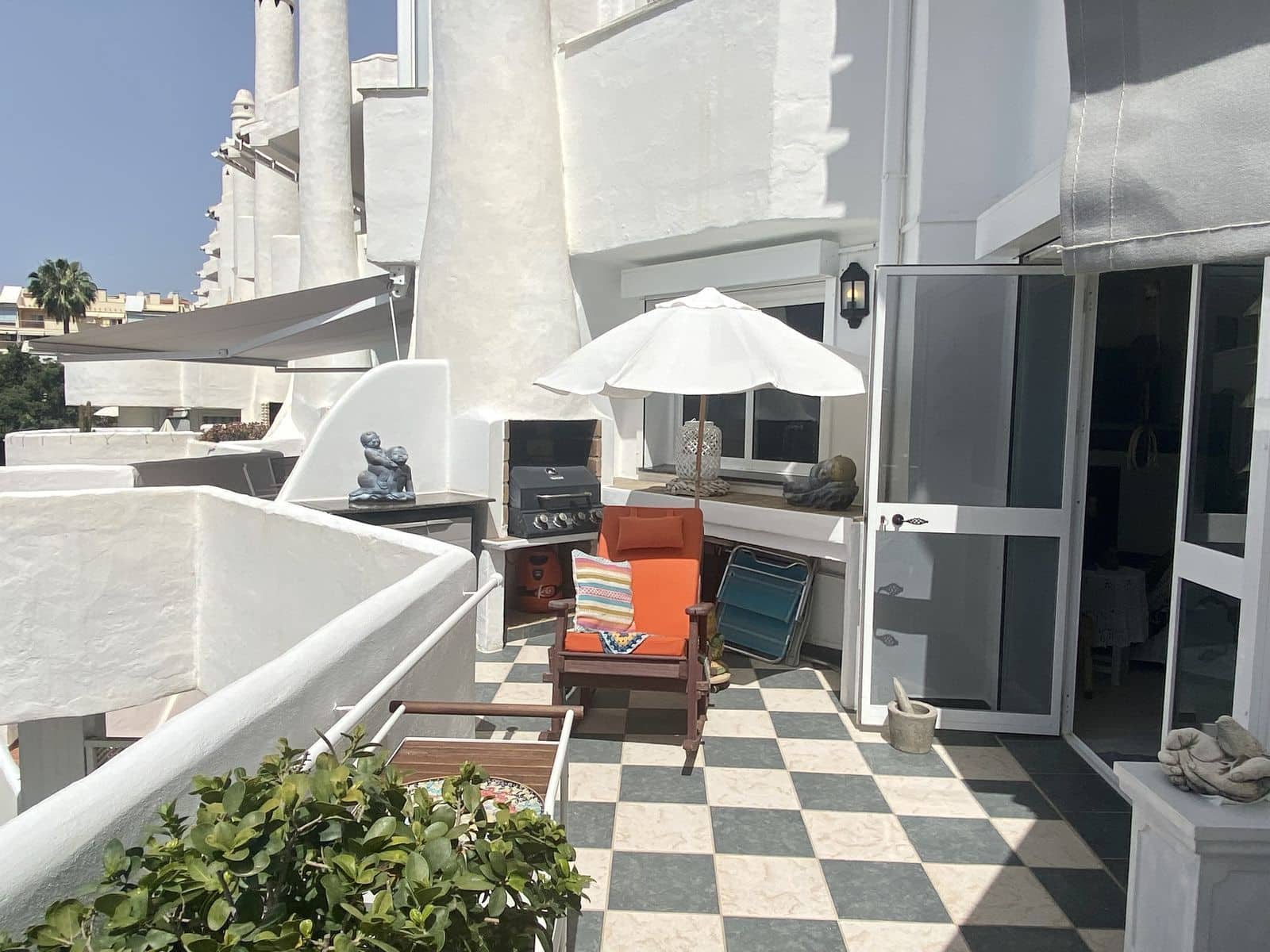 2 soverom Penthouse til salgs i Calahonda med svømmebasseng garasje - € 499 000 (Ref: 8045477)