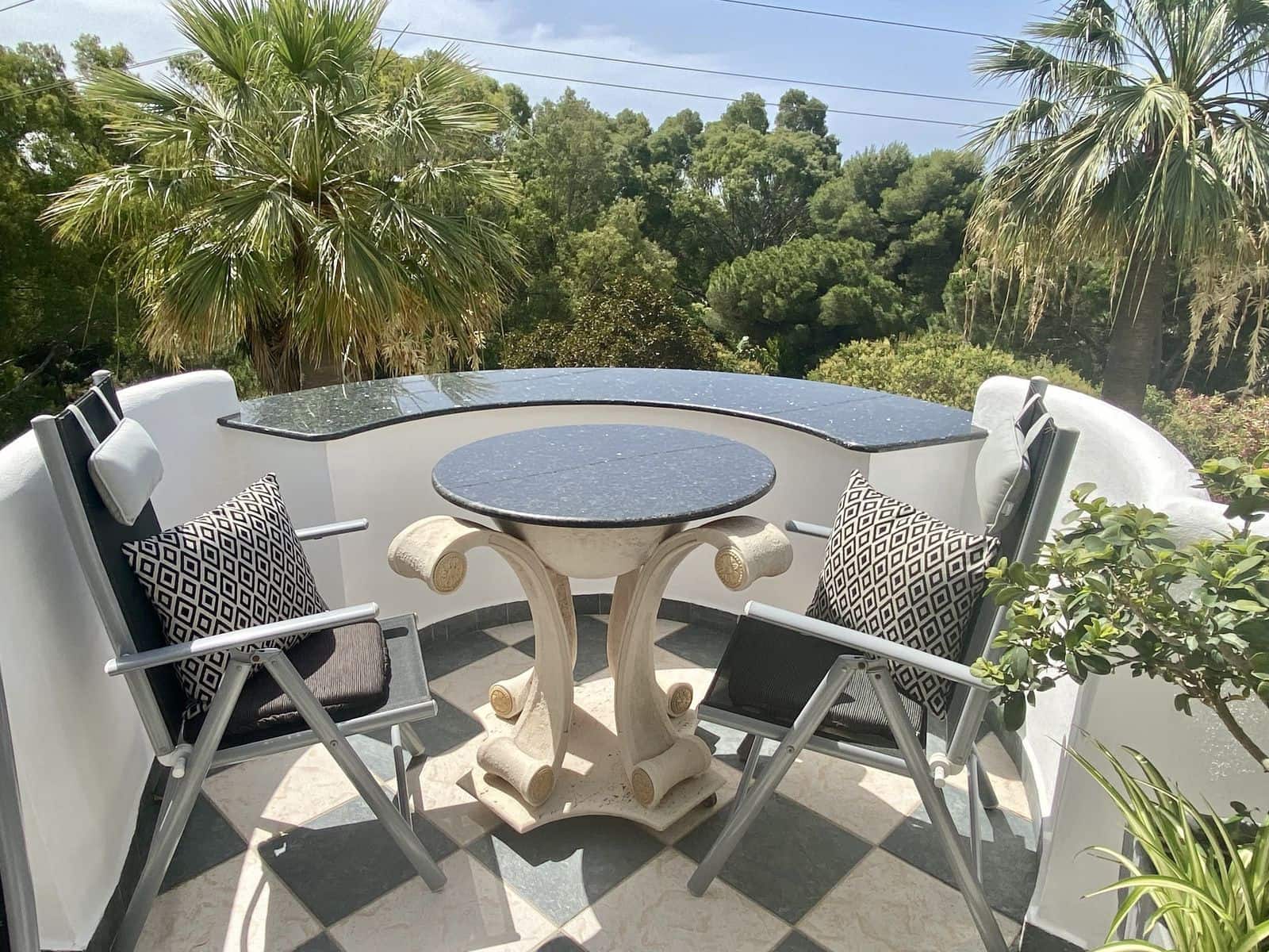 2 soverom Penthouse til salgs i Calahonda med svømmebasseng garasje - € 499 000 (Ref: 8045477)