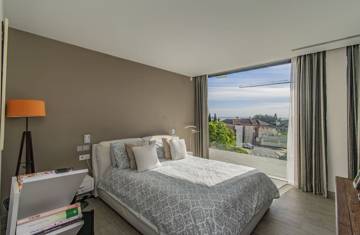 5 soveværelse Villa til salg i Marbella med swimmingpool - € 2.795.000 (Ref: 8045515)