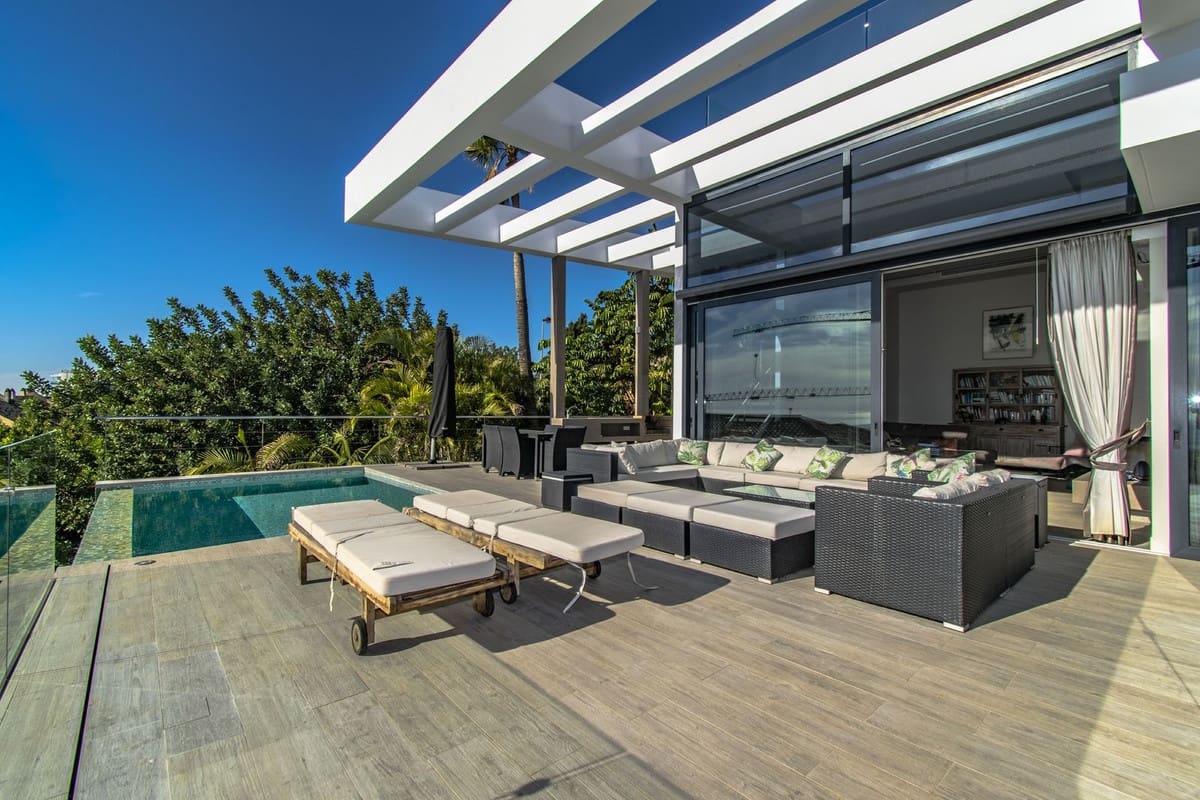 5 soveværelse Villa til salg i Marbella med swimmingpool - € 2.795.000 (Ref: 8045515)