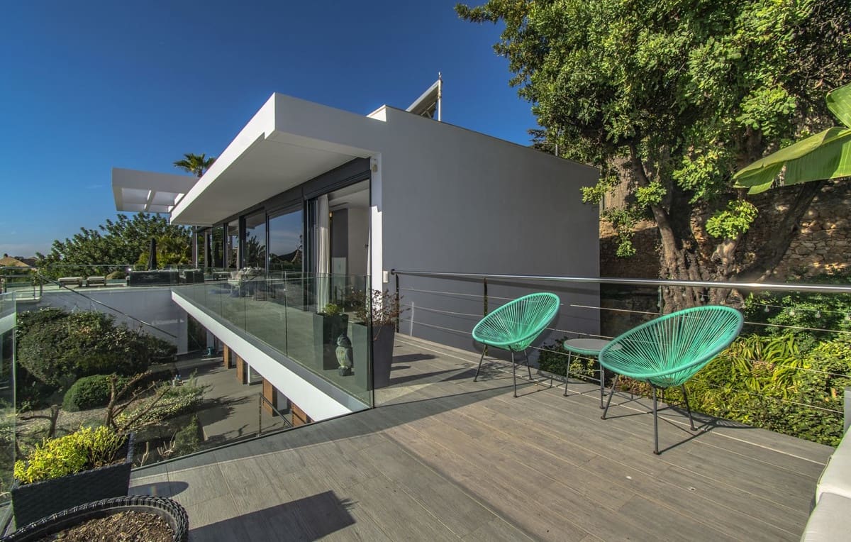 5 soveværelse Villa til salg i Marbella med swimmingpool - € 2.795.000 (Ref: 8045515)