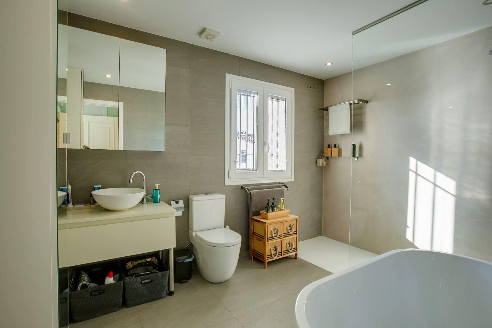 5 slaapkamer Villa te koop in Estepona met zwembad garage - € 1.195.000 (Ref: 8046095)