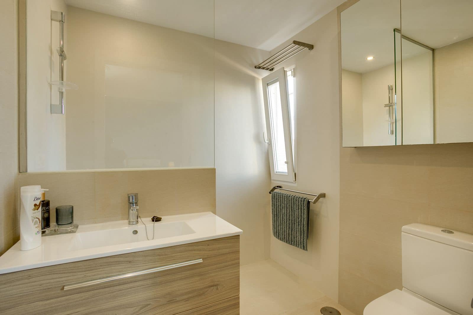 5 slaapkamer Villa te koop in Estepona met zwembad garage - € 1.195.000 (Ref: 8046095)