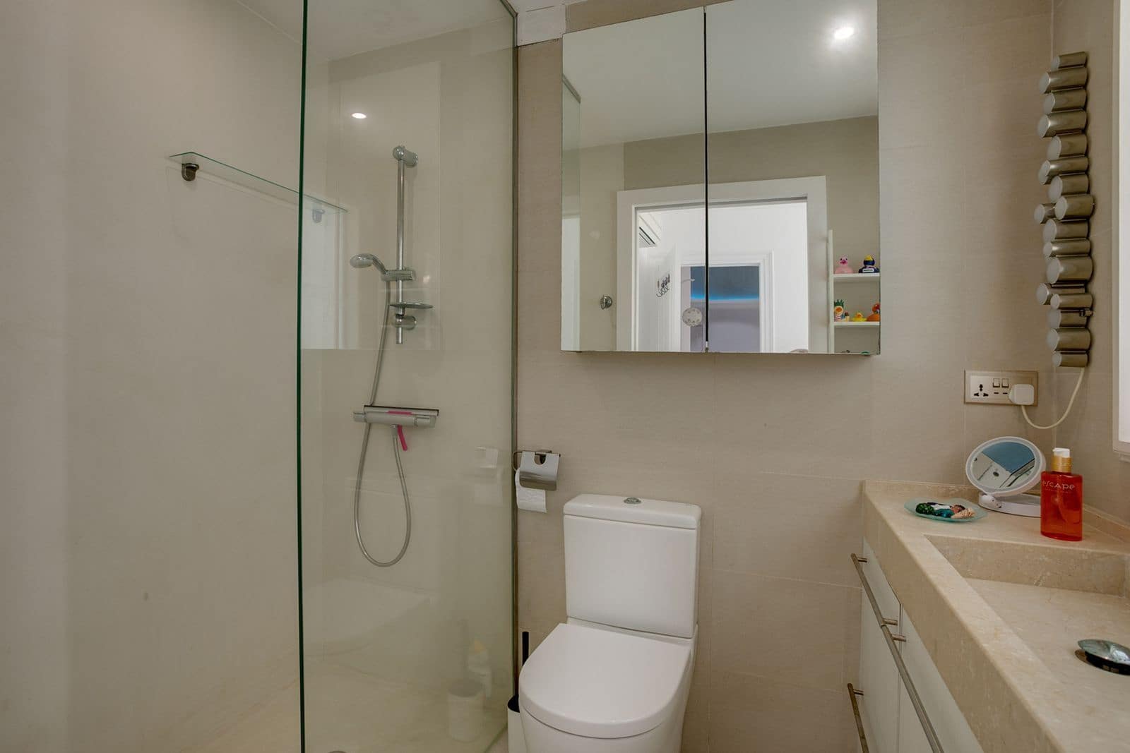 5 slaapkamer Villa te koop in Estepona met zwembad garage - € 1.195.000 (Ref: 8046095)