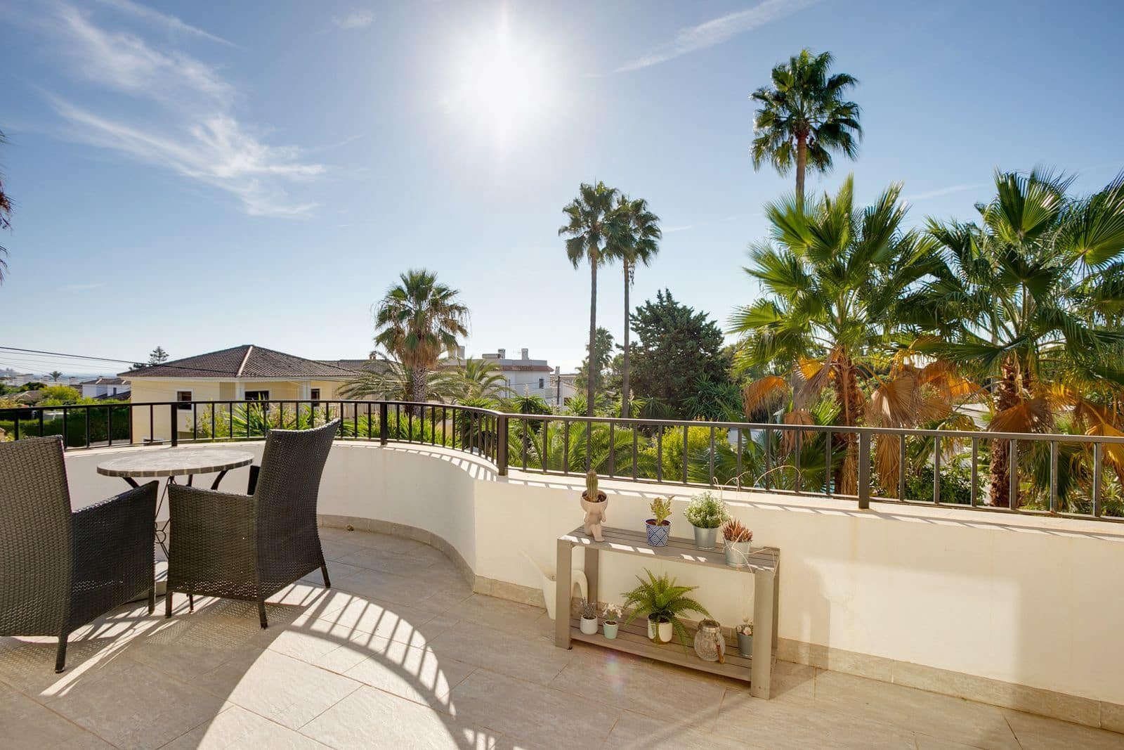 5 slaapkamer Villa te koop in Estepona met zwembad garage - € 1.195.000 (Ref: 8046095)