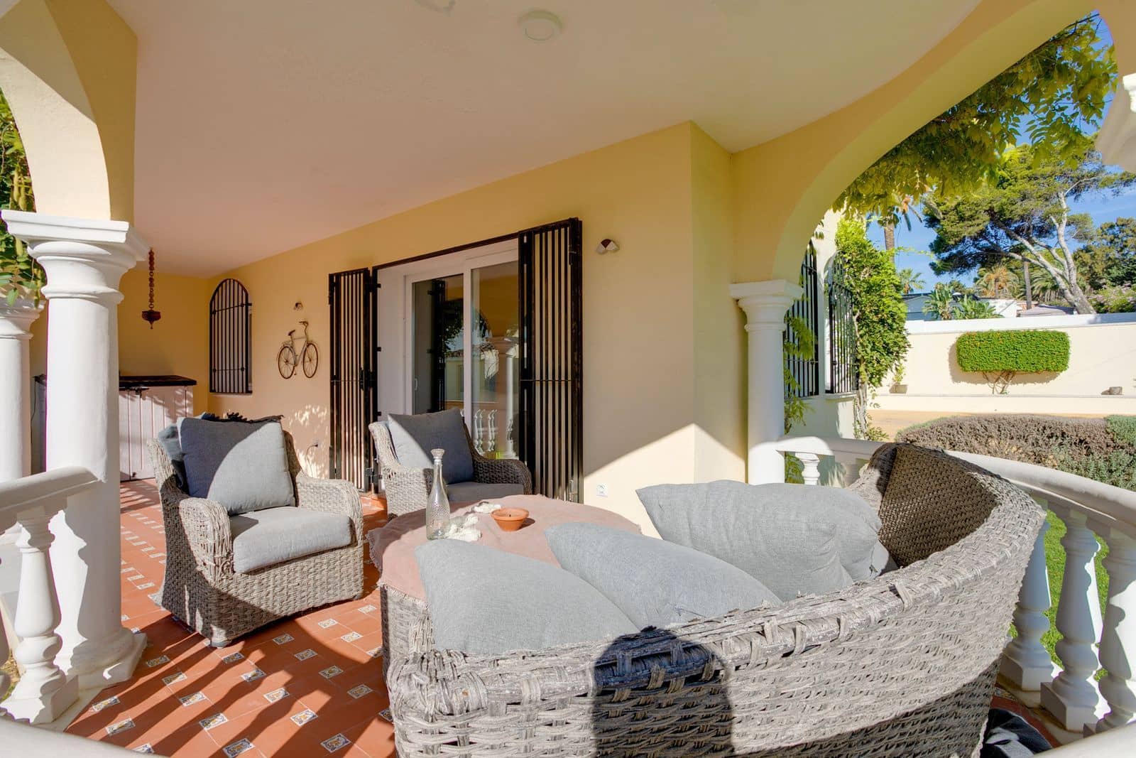 5 slaapkamer Villa te koop in Estepona met zwembad garage - € 1.195.000 (Ref: 8046095)