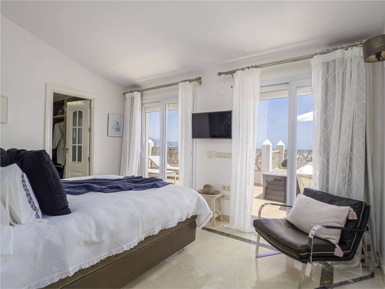 2 soveværelse Lejlighed til salg i Benahavis med swimmingpool garage - € 525.000 (Ref: 8073402)