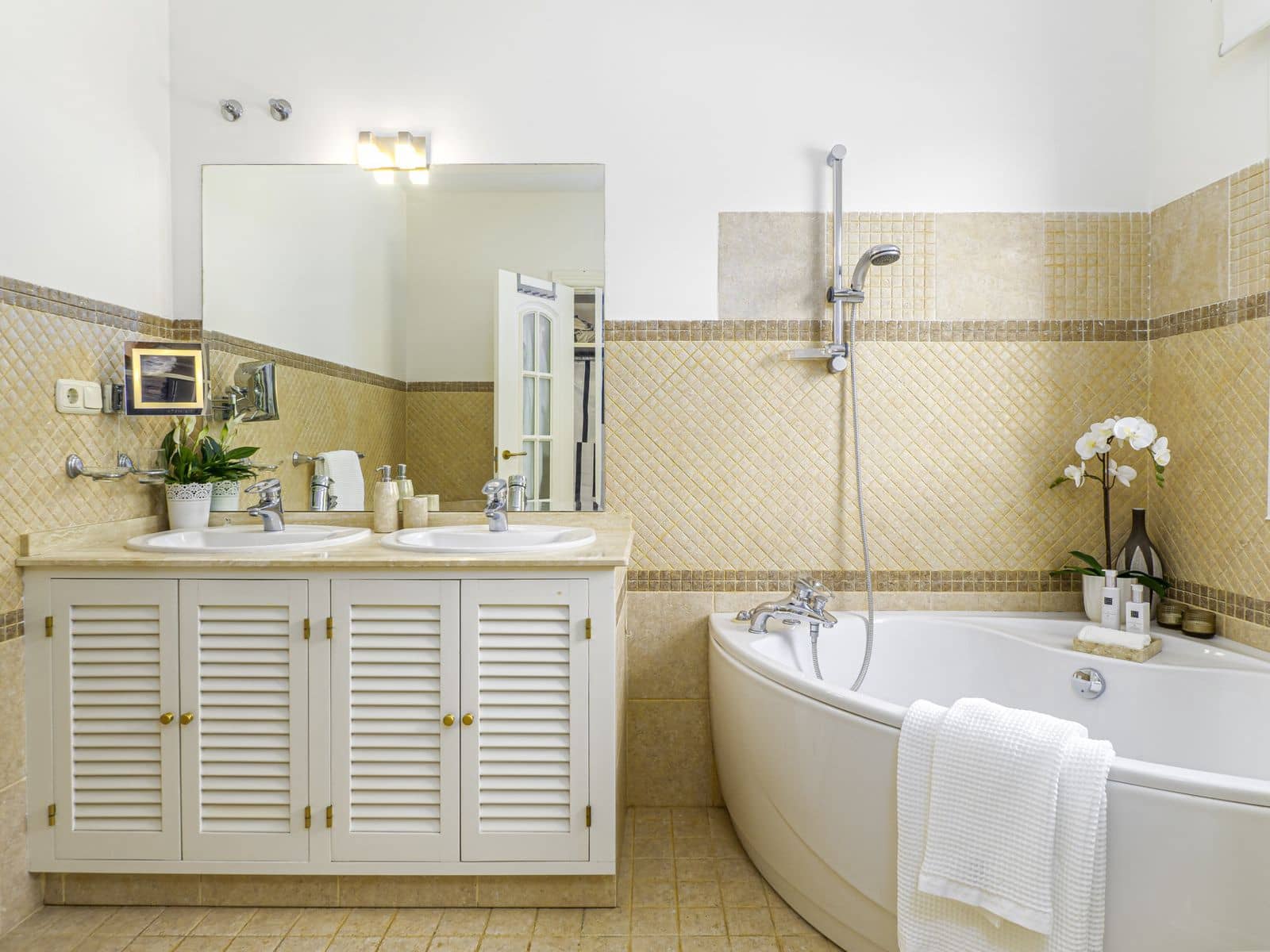 2 soveværelse Lejlighed til salg i Benahavis med swimmingpool garage - € 525.000 (Ref: 8073402)