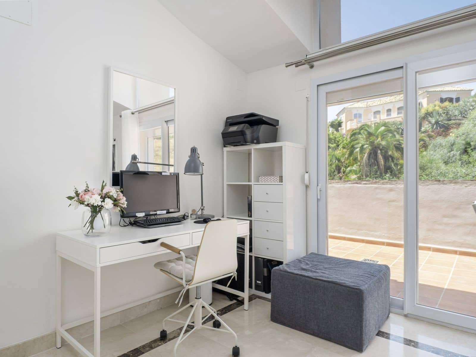 2 soveværelse Lejlighed til salg i Benahavis med swimmingpool garage - € 525.000 (Ref: 8073402)