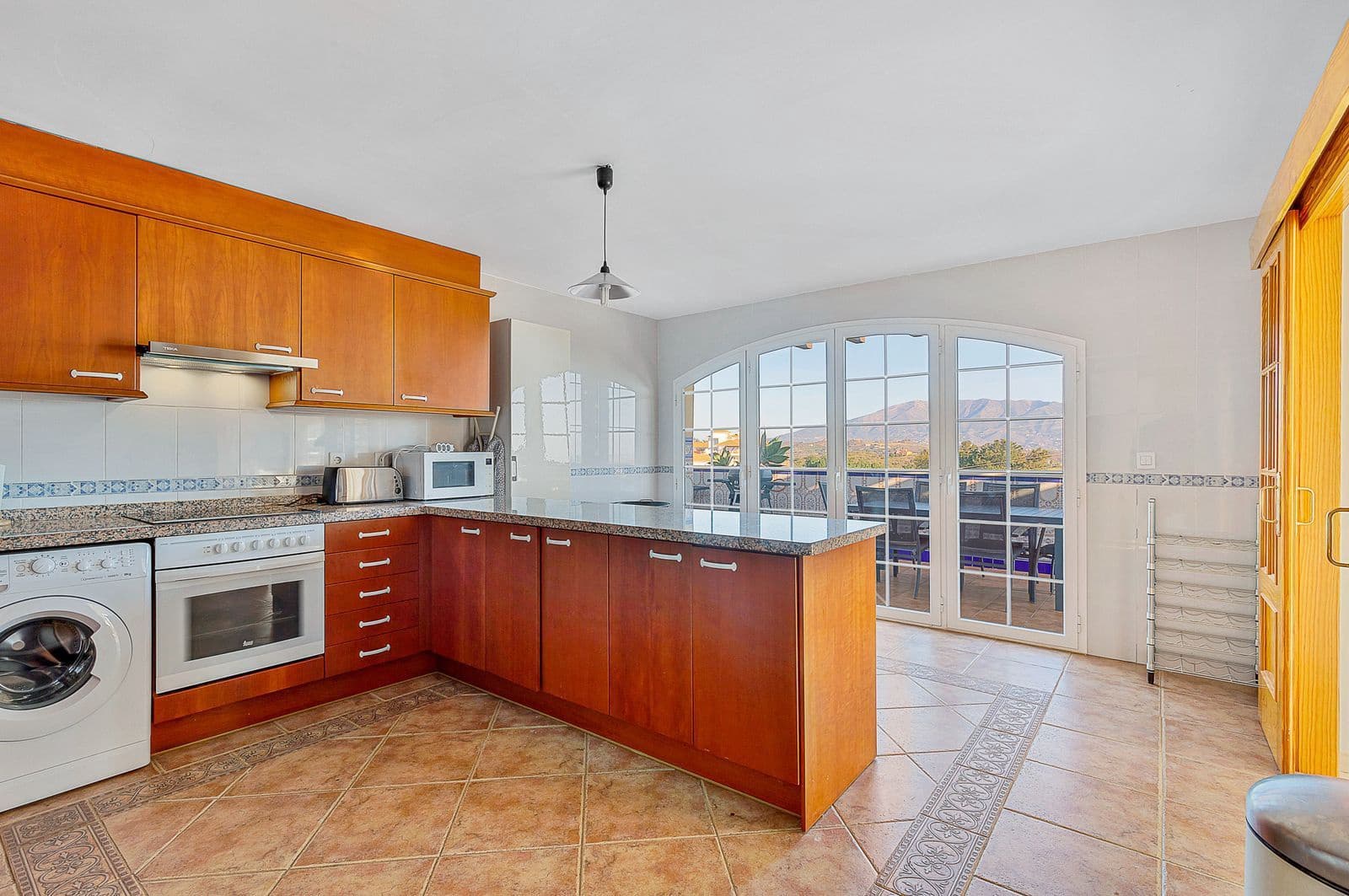 3 bedroom Penthouse for sale in Mijas Costa with pool garage - € 639,000 (Ref: 8085665)