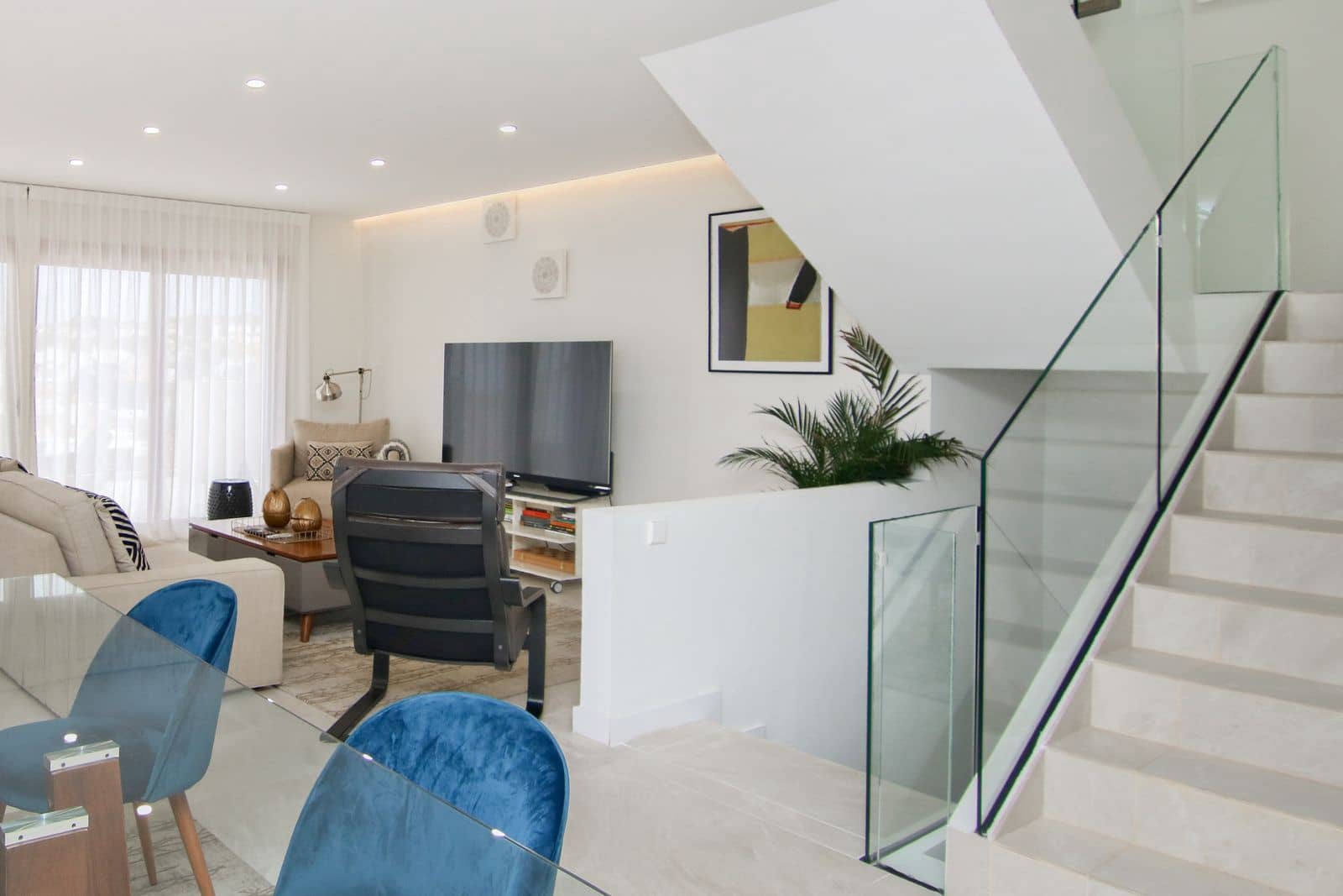 4 soveværelse Villa til salg i Calahonda med swimmingpool garage - € 890.000 (Ref: 8093838)