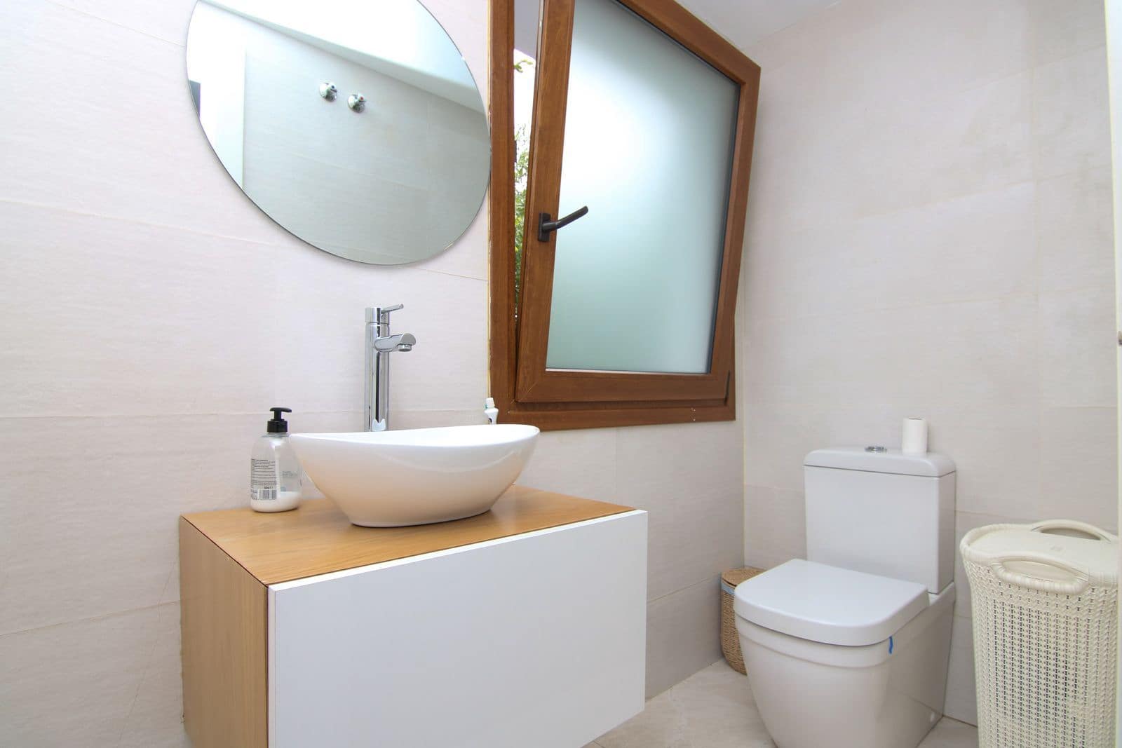 4 soveværelse Villa til salg i Calahonda med swimmingpool garage - € 890.000 (Ref: 8093838)