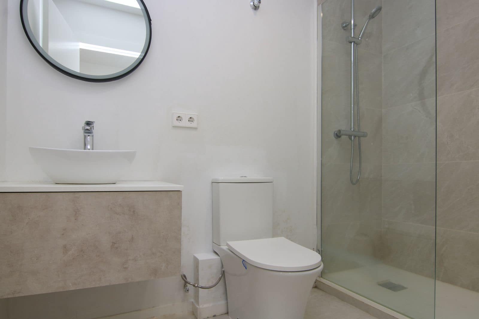 4 soveværelse Villa til salg i Calahonda med swimmingpool garage - € 890.000 (Ref: 8093838)