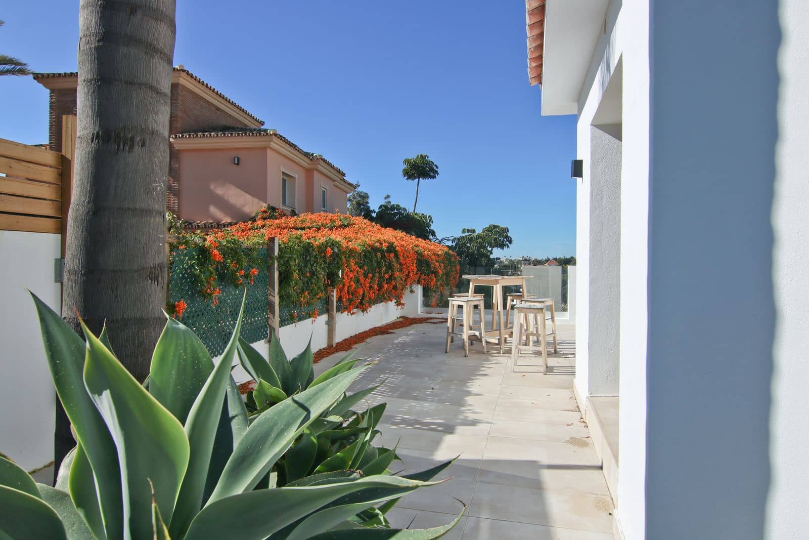 4 soveværelse Villa til salg i Calahonda med swimmingpool garage - € 890.000 (Ref: 8093838)