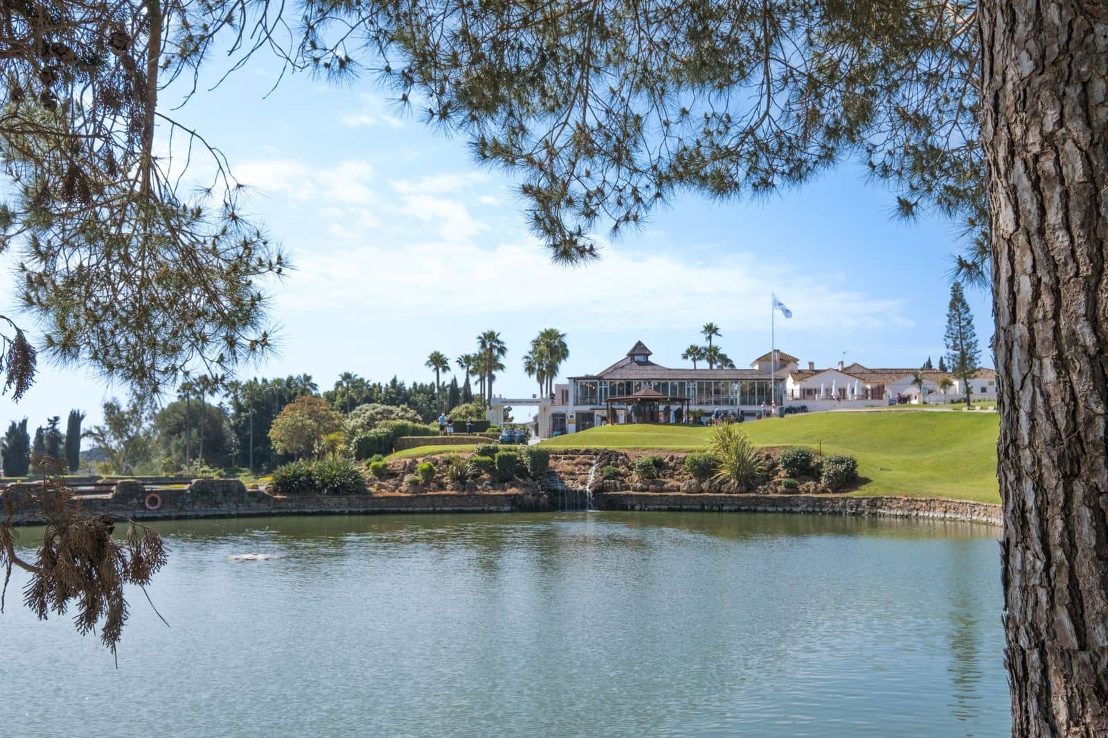 3 soveværelse Lejlighed til salg i Elviria med swimmingpool garage - € 499.000 (Ref: 8099584)