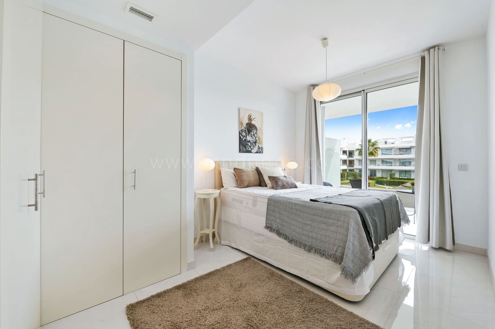 2 soverom Leilighet til salgs i Bel-Air med svømmebasseng garasje - € 399 000 (Ref: 8101590)