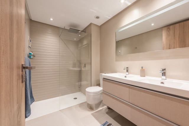 3 slaapkamer Appartement te koop in Benahavís met zwembad garage - € 665.000 (Ref: 8101893)