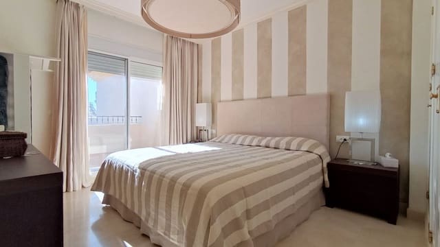 3 soveværelse Penthouse til salg i Elviria, Marbella med swimmingpool garage - € 489.000 (Ref: 8122742)